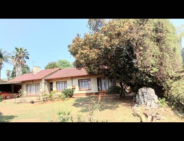 3 BEDROOM HOUSE FOR SALE IN BIRCH ACRES